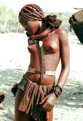 tribus africaines nues